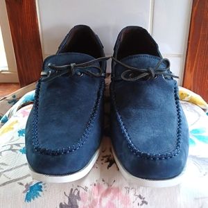 NWOB MEN'S BLUE SUEDE SHOES